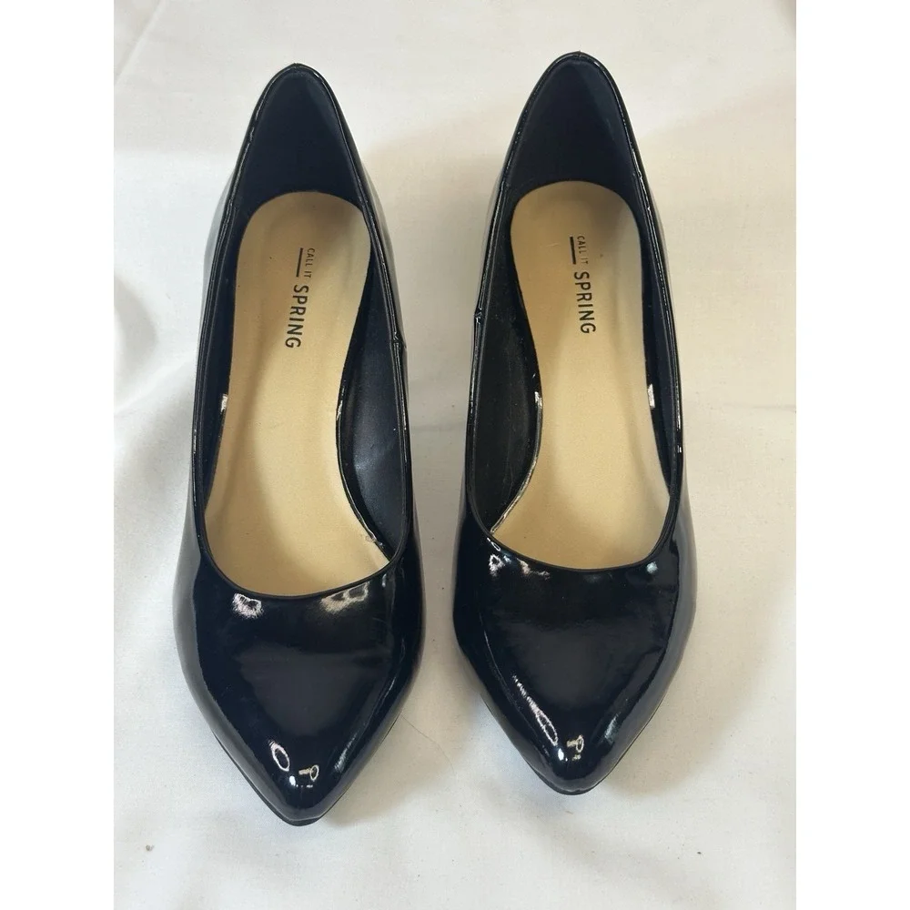 Womans Call It Spring Size‎ 7 Black Pointed toe Heel Dress Shoe